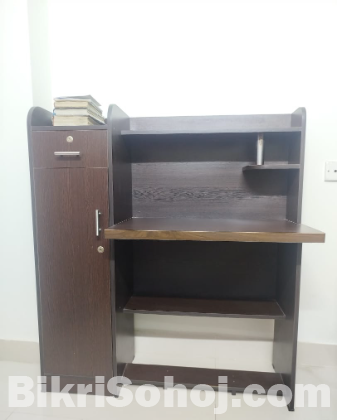 Reading Table